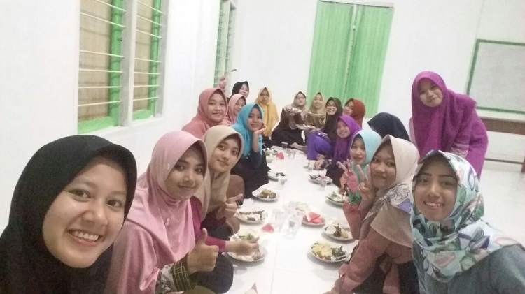 BEM STIS Darusy Syafa’ah Adakan Buka Bersama