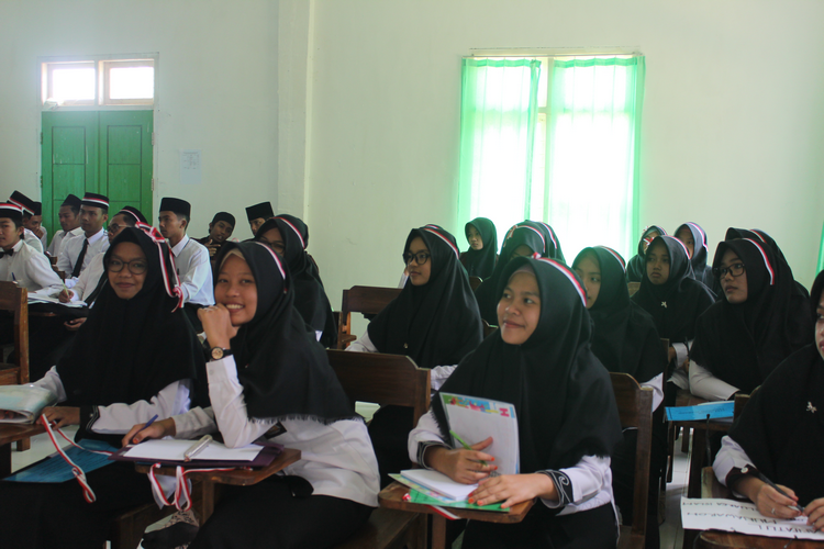 PBAK STIS Darusy Syafa’ah Bersih Dari Atribut Aneh