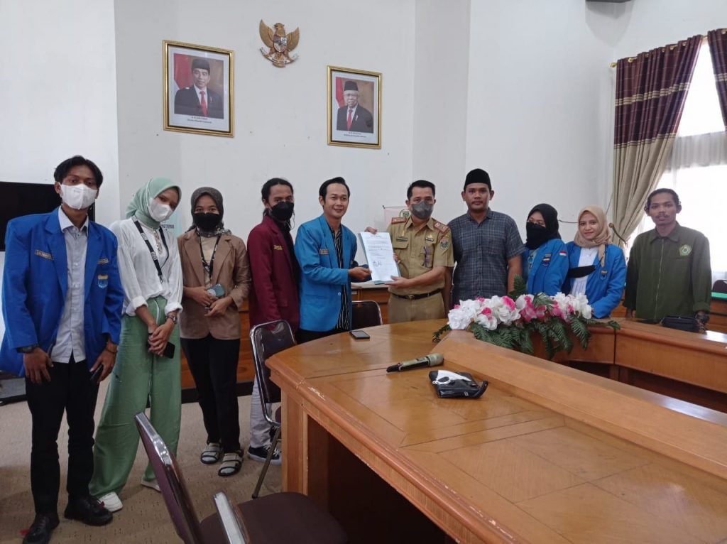 Sikapi Kenaikan PPN Hingga Harga Minyak, Mahasiswa Adakan Audiensi Dengan DPRD Lampung Tengah